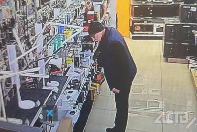 Полиция Южно-Сахалинска ищет подозреваемого в краже