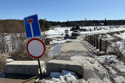 Пациент умер после опоздания скорой из-за моста на Урале
