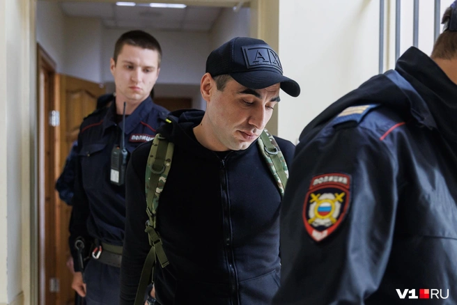 Арсен Мелконян снова будет общаться со следователями | Источник: Алексей Волхонский / V1.RU