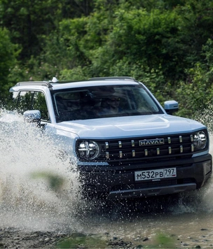 Весомо, грубо, зримо: первый тест брутального Haval H3