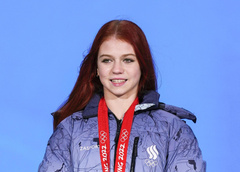 «Хотела уйти, но меня не пускали»: Александра Трусова устроила истерику на Олимпиаде из-за чувства загнанности
