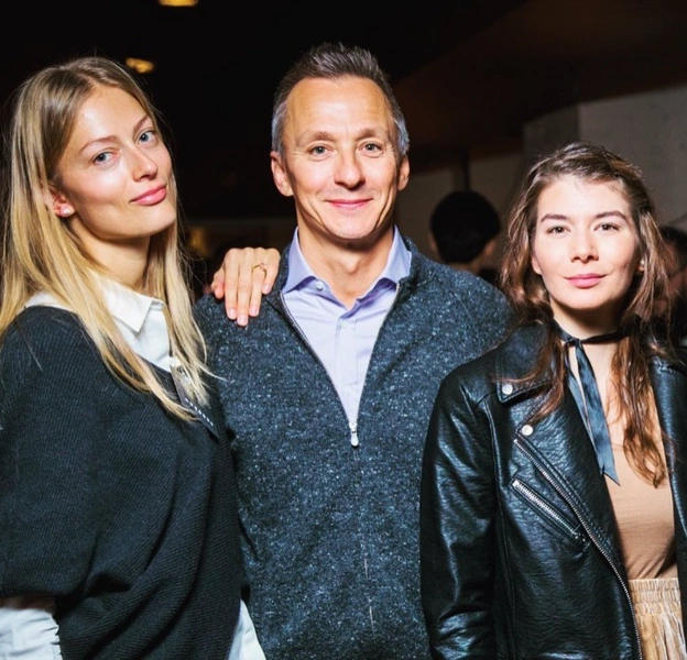 Елизавета, Степан и Александра Михалковы | Источник: Соцсети