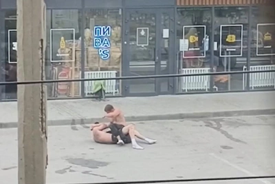 Ночные драки у пивбара в Волгограде попали на видео