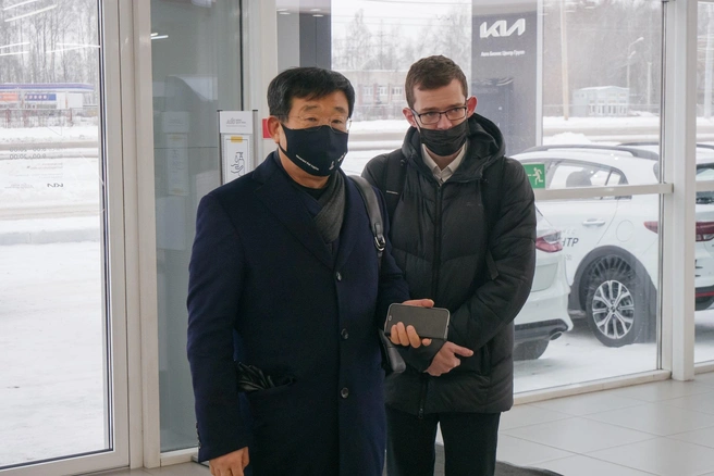 Господин Чжин-Ха Ким возглавляет компанию «Киа Россия и СНГ» уже три года, до этого много лет работал в международных подразделениях Kia Corporation в странах Западной Европы и России | Источник: дилерский центр «Авто Бизнес Центр Групп»