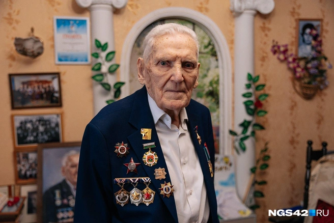 Анатолий Терехов уже более 40 лет высаживает кедры по всему миру в память о павших товарищах | Источник: Максим Серков / NGS42.RU