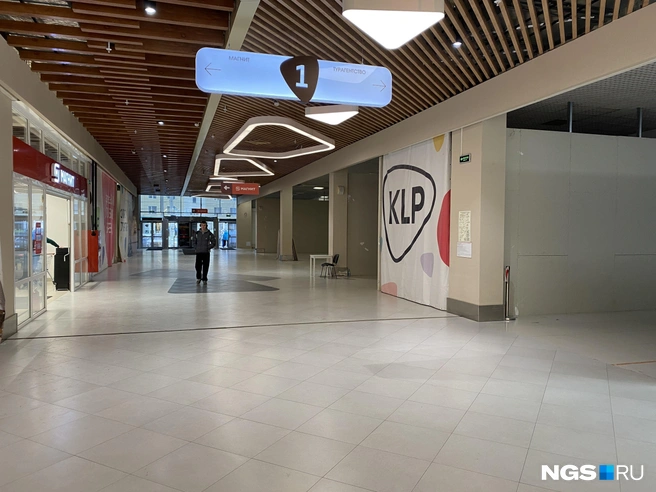 KLP встречает покупателей пустыми помещениями  | Источник: Стас Соколов / NGS.RU