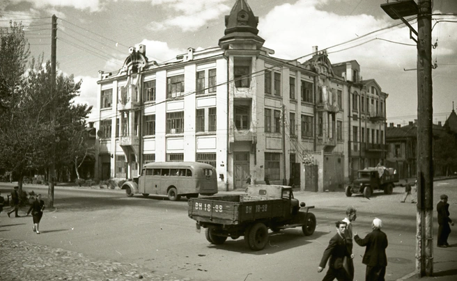 Будто кадр из фильма | Источник: фотофонды Самарского госархива социально-политической истории и Центрального госархива Самарской области