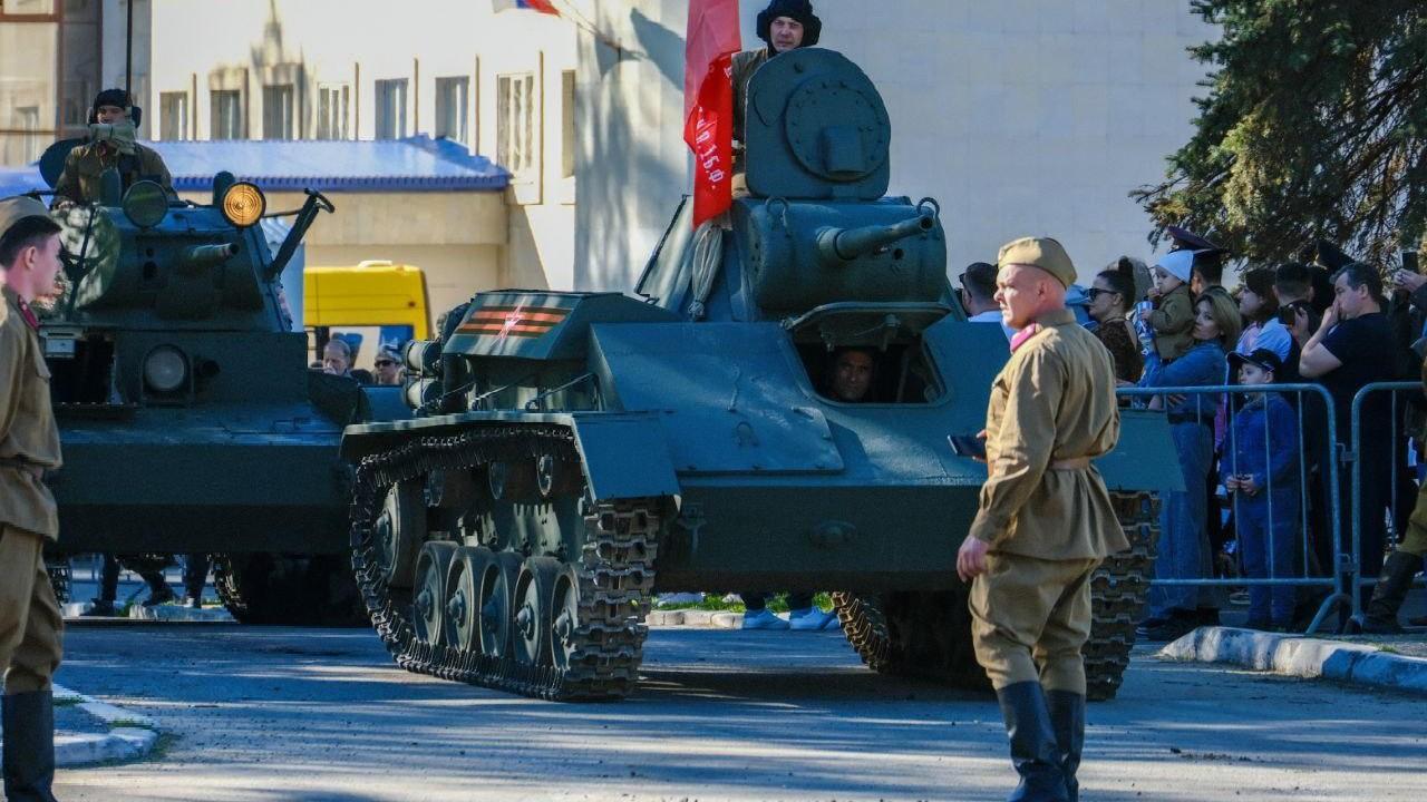Что ждать на 9 Мая: фотографии с генеральной репетиции Парада Победы в Уфе