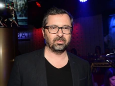 Создавал хиты, ругался с Тимофеевым, променял жену на модель еще моложе. «Дискотека Авария» Алексея Рыжова