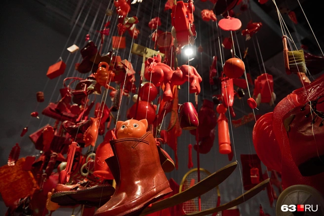 Экспозицию можно разглядывать часами  | Источник: Роман Данилкин / 63.RU