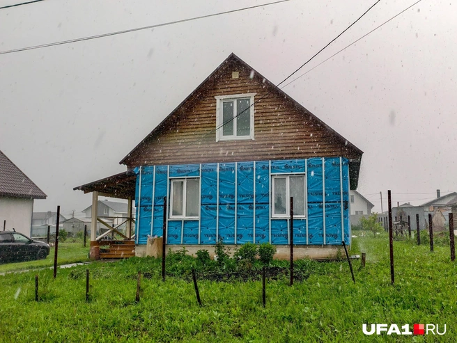 Под дождем и градом | Источник: Булат Салихов / UFA1.RU