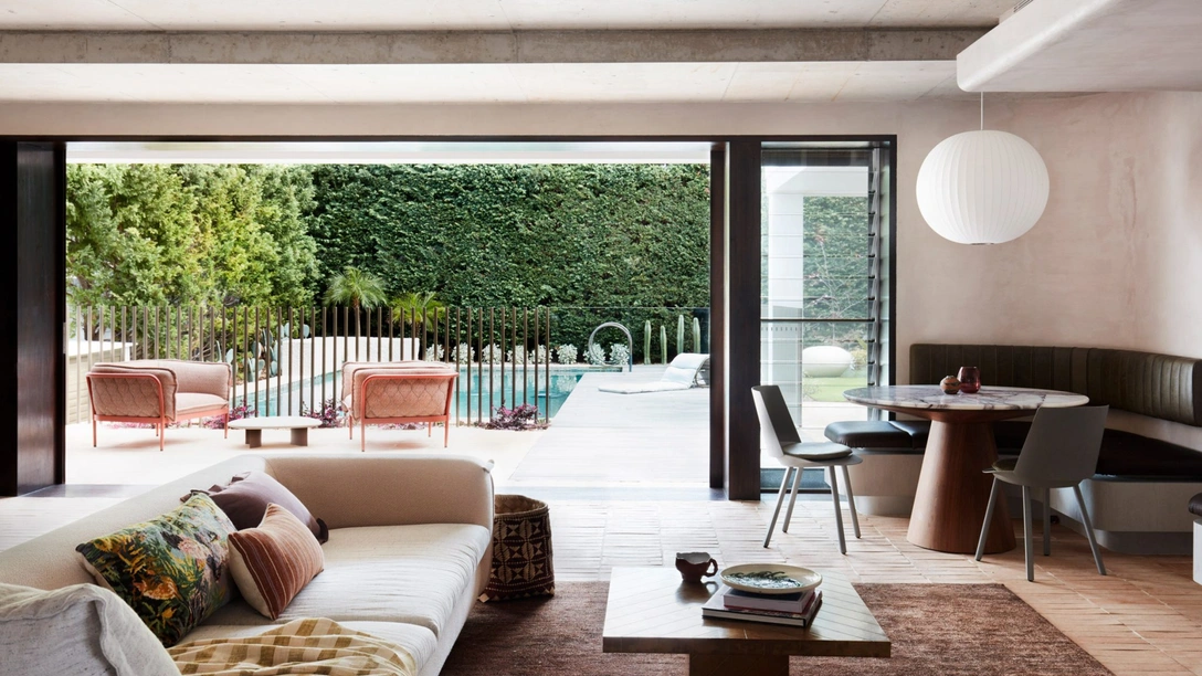 Яркий дом с террасой в Сиднее | Источник: Прю Руско