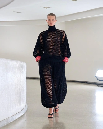 Alaïa ss25 | Источник: @reversible_official