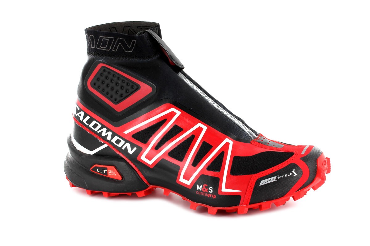 Лучшие кроссовки на зиму. Salomon XR Snowcross. Кроссовки трасса Formula 1 на подошве.