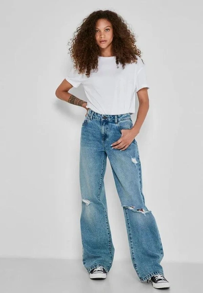 Джинсы Noisy MayЦена: 3 758 руб.Где купить: lamoda.ru