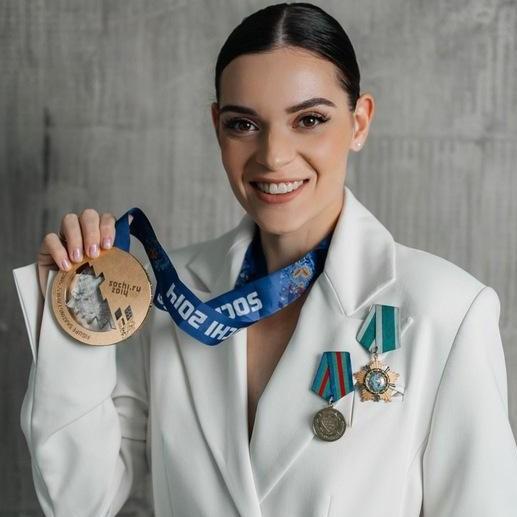<p>Аделина Сотникова</p>