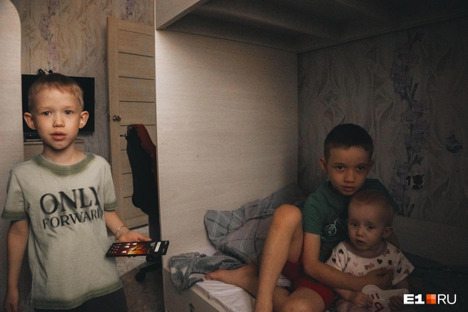 Именно из-за травли в школе мальчики ходят на самбо и учатся навыкам самообороны | Источник: Кирилл Кушнов / E1.RU