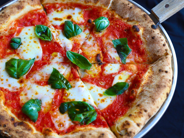 Как приготовить настоящую итальянскую пиццу в домашних условиях