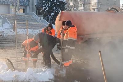 Dozens of Dzerzhinsk homes lose water and heat in pipe burst
