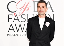 Питер Мюлье покидает Alaïa