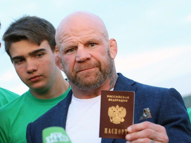 Джефф получил российский паспорт в 2018 году | Источник: jeff_monson_official / Instagram.com (соцсеть запрещена на территории РФ)