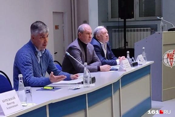 Городские власти со своей стороны предлагают или переезд в отдаленный Суворовский, или выкуп по стоимости сильно ниже рыночной | Источник: Диана Кулыгина