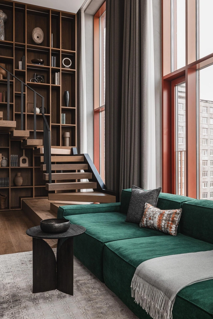 Журнальный столик, L’Appartment. | Источник: Вера Деблик. Стиль: Яна Яхина