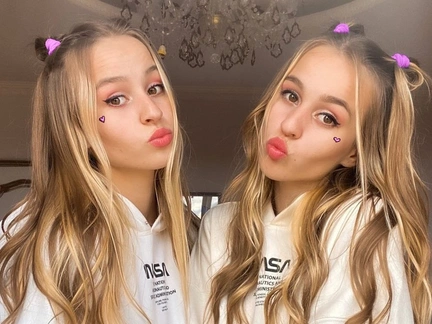 Twixi__twins рассказали, как стать самыми модными близняшками в TikTok