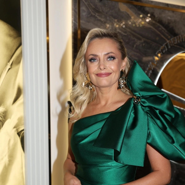 Елена Максимова