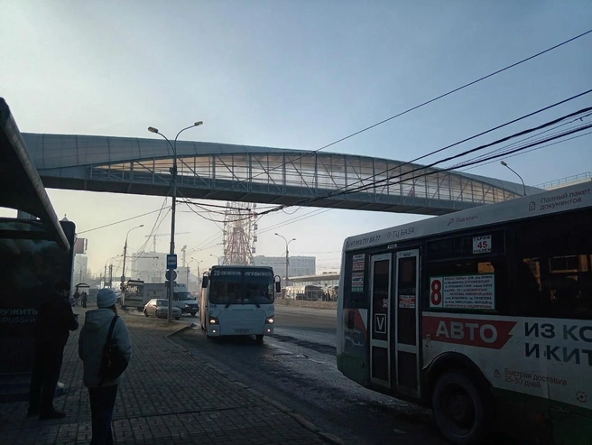 Свежее и солнечное утро в городе. | Источник: Рихарда Лем / NGS.RU
