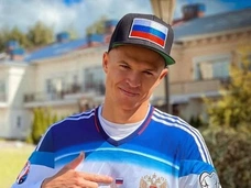 «Они вызывающе себя вели»: Дмитрий Тарасов о скандале с моделями в Сочи и намеках на хейт от поклонников Ольги Бузовой