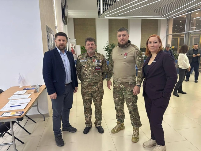 Сегодня Сергей Салахов погрузился в поддержку ветеранов СВО и развитие спорта | Источник: фонд «Защитники Отечества»