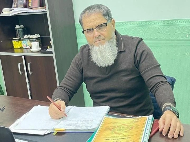 Комитет по стандарту «Халяль» при ДУМ Саратовской области под председательством Рифат-хаджи Давыдова может как выдать сертификат на продукцию халяль, так и приостановить его действие | Источник: предоставлено Рифат-хаджи Давыдовым