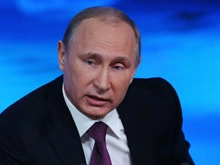Владимир Путин  продолжает общаться с Людмилой Путиной
