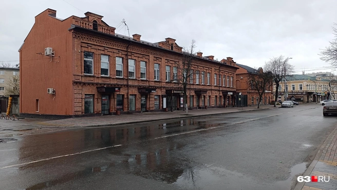 Часть исторического ансамбля старой Московской улицы&nbsp;— главной торговой улицы Пензы с купеческими домами и магазинами | Источник: Андрей Немов / 63.RU 