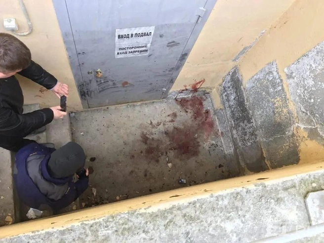 Дверь в подвал была закрыта, изнасилование и убийство произошло прямо перед лестницей | Источник: читатель E1.RU