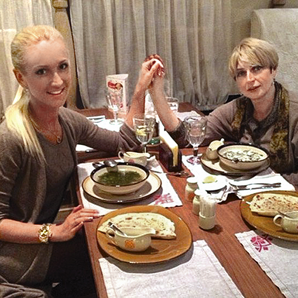 Раньше Ольга делилась в инстаграме счастливыми фото со свекровью