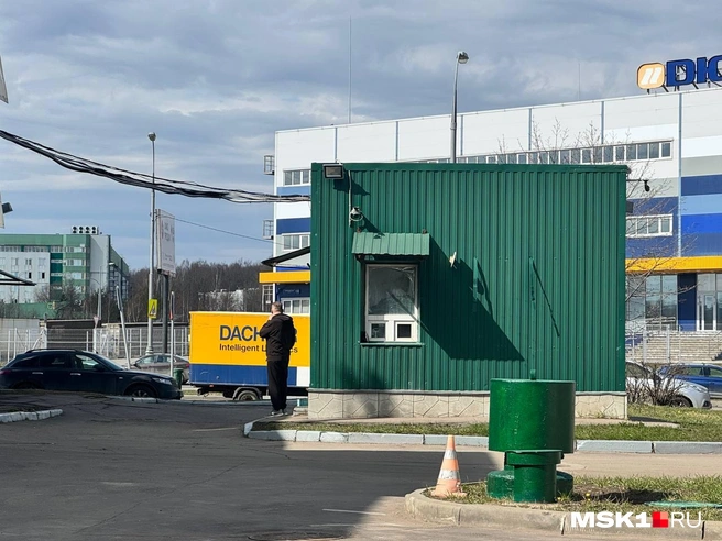 Убитый работал охранником в гаражном кооперативе неподалеку от дома | Источник: Александра Какасьева / MSK1.RU