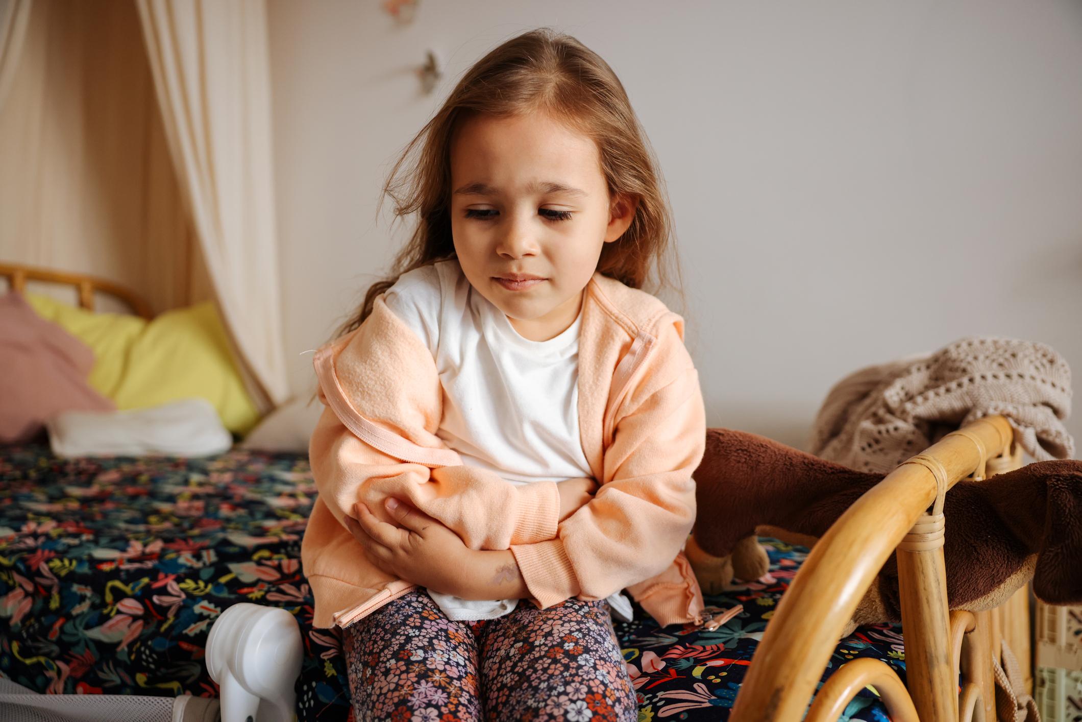 Боли в животе у ребенка | Детская клиника Фэнтези