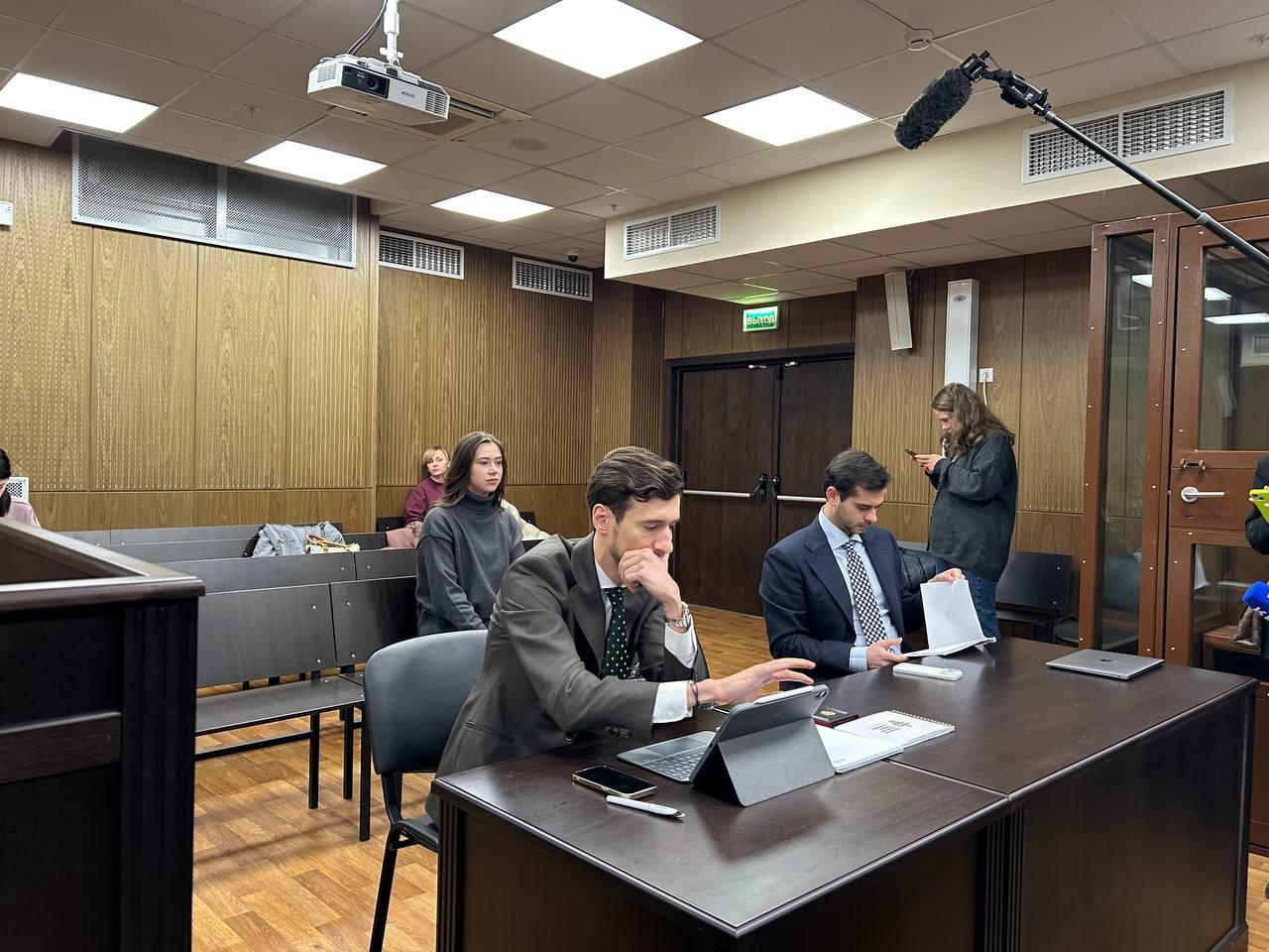 Суд продлил домашний арест Митрошиной, выплатившей долги