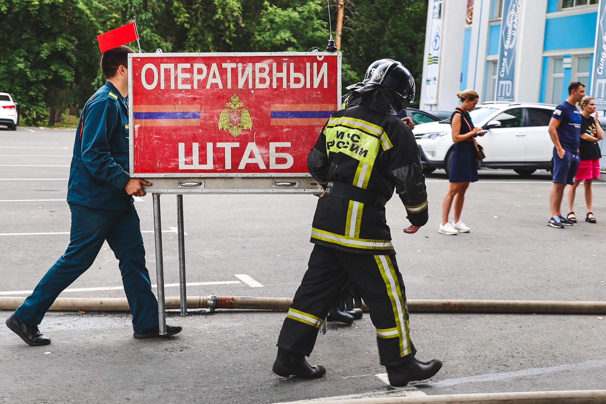 На юго-западе Москвы загорелся перинатальный центр имени академика  Кулакова: что известно, горит минус первый этаж, людей эвакуировали, что  происходит - 19 августа 2023 - МСК1.ру