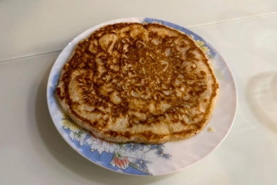 Готовим толстые блины на молоке с дрожжами