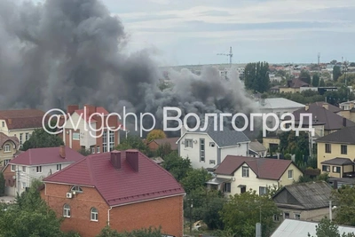 Крупный пожар уничтожил дом в Дзержинском районе