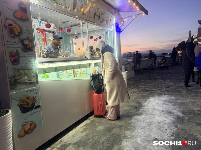 Торговые точки еле держатся  | Источник: Анна Грицевич / SOCHI1.RU