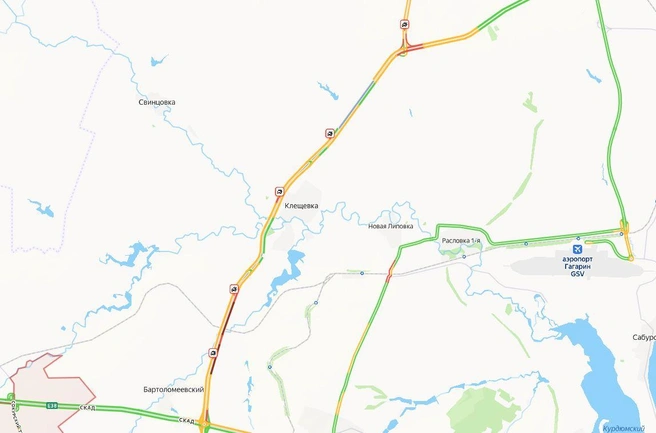 Фуры&nbsp;— самое слабое звено на трассе в любой снегопад | Источник: скриншот Яндекс.Карты