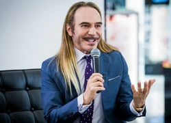 Public talk New Luxury в Л’Этуаль с Джоном Гальяно