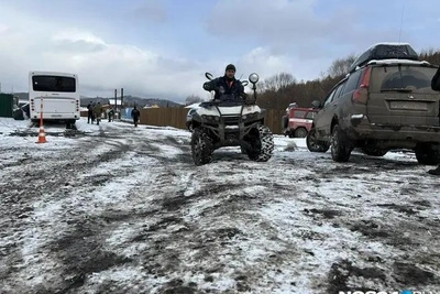 Спасатели возобновили поиски пропавшей семьи Усольцевых