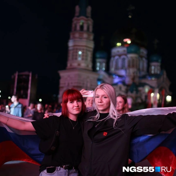 Настоящие патриотки!  | Источник: Евгений Софийчук / NGS55.RU 