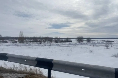 В Кемерово строят снежную стену от паводка