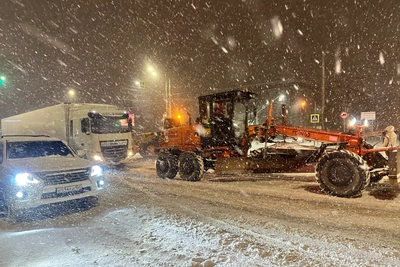 Evening snowfall paralyzes Volgograd's main roads